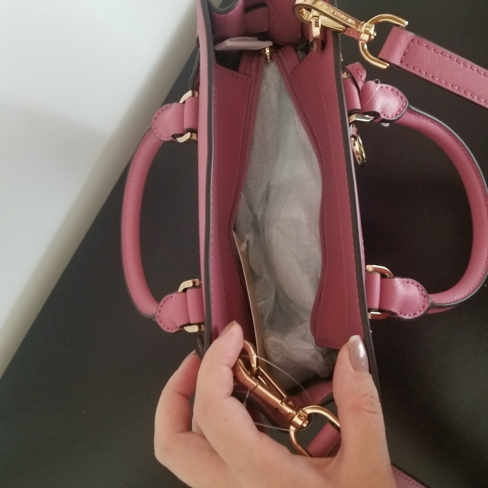 SOLD! Michael Kors Satchel - Picture 6 of 7